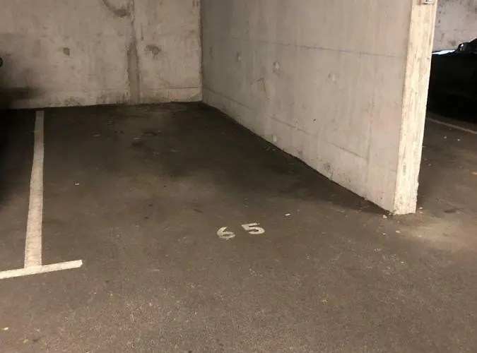 Appart. Sur Avec Garage Et Wifi. Διαμέρισμα *